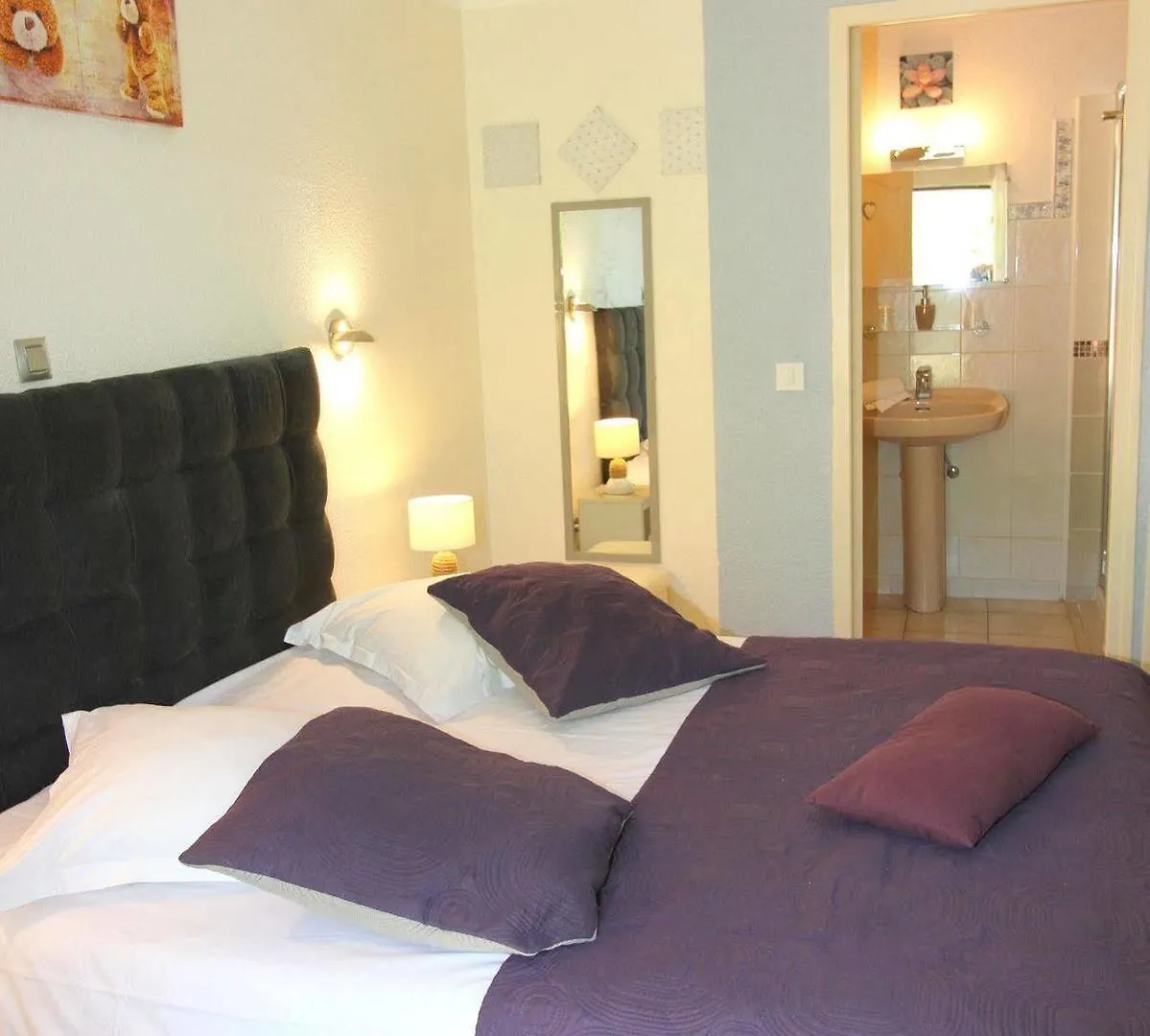 Auberge Des Pins Tourrettes