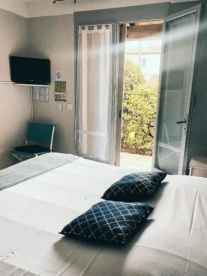 Auberge Des Pins Tourrettes Hotel