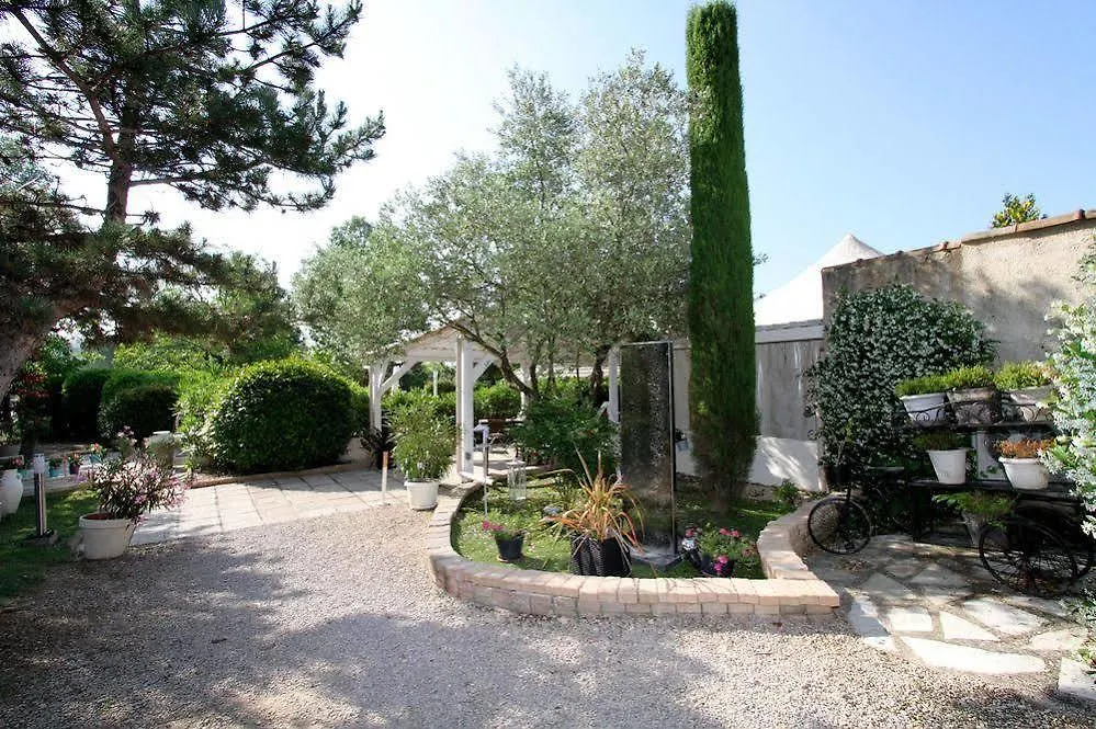 Auberge Des Pins Tourrettes Hotel