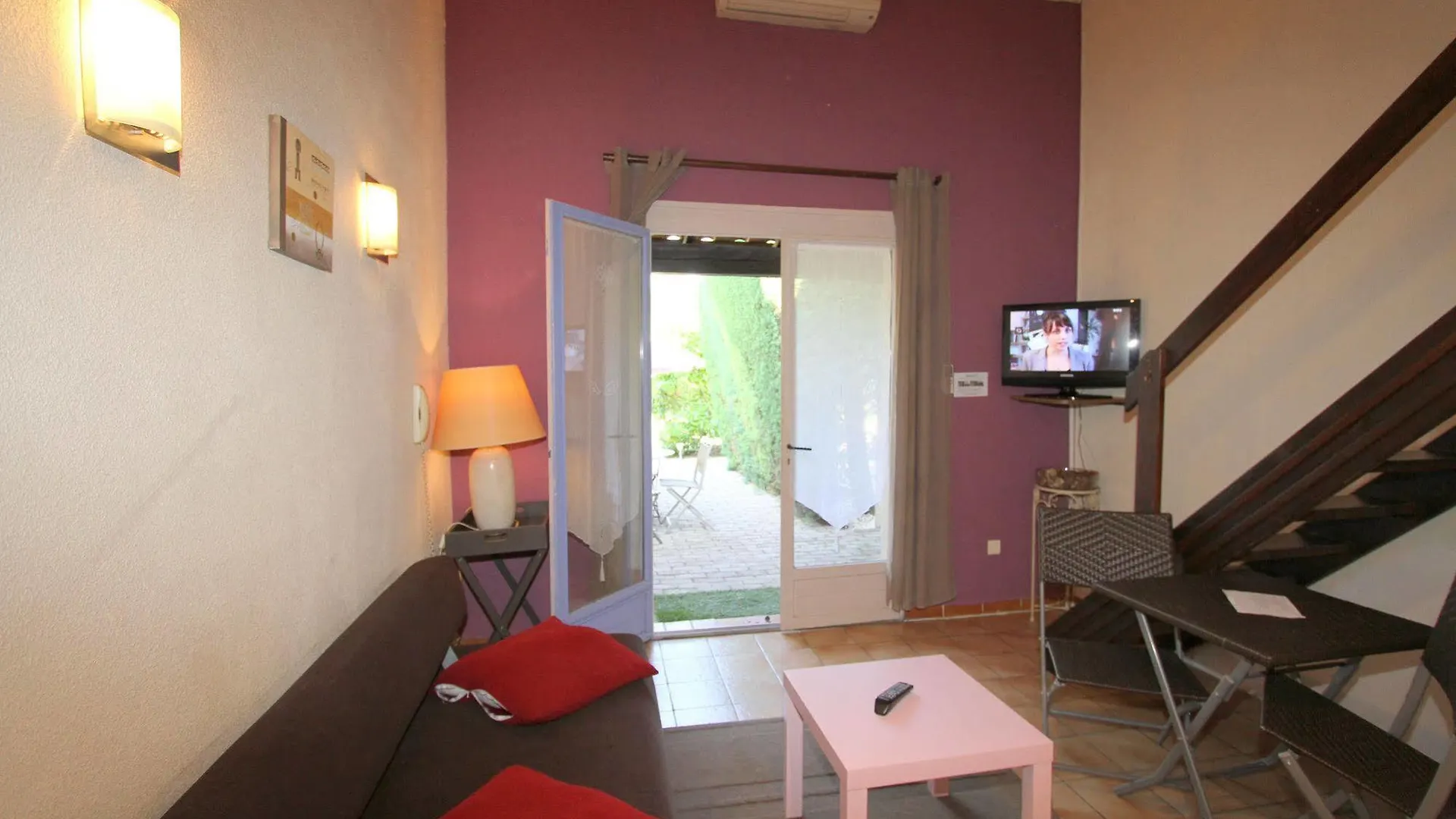 Auberge Des Pins Tourrettes 3*,