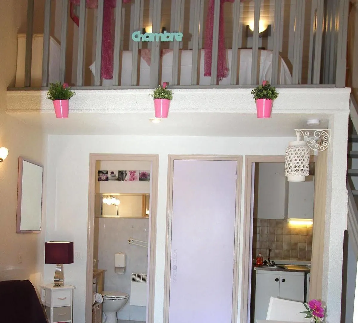 *** Hotel Auberge Des Pins Tourrettes Frankrijk