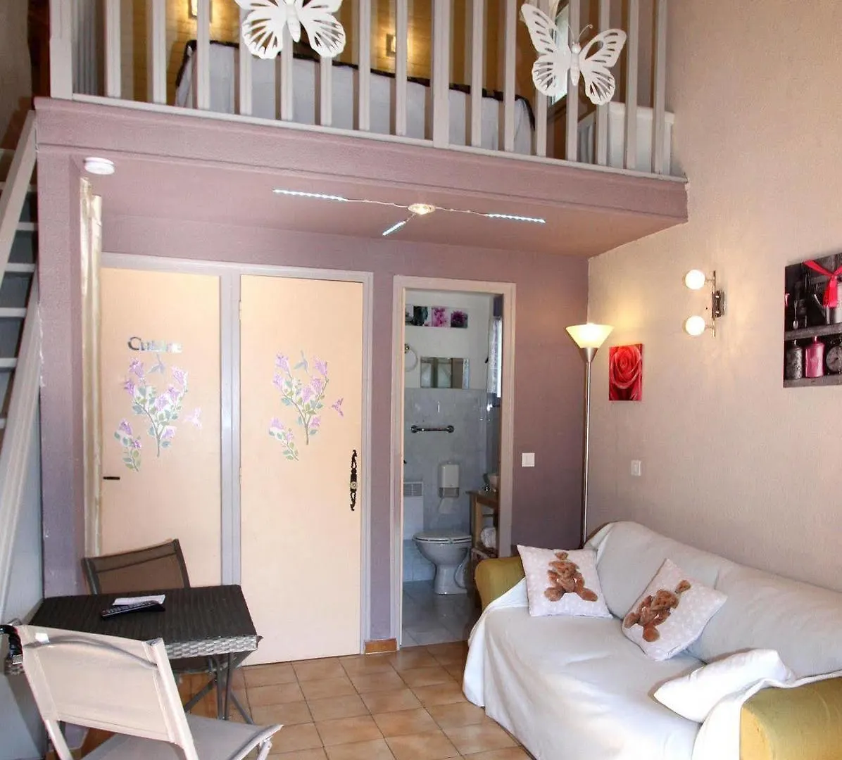 Auberge Des Pins Tourrettes Frankrijk